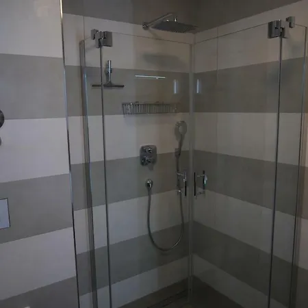 Strandstrasse H3w6 Koelpinsee Apartment